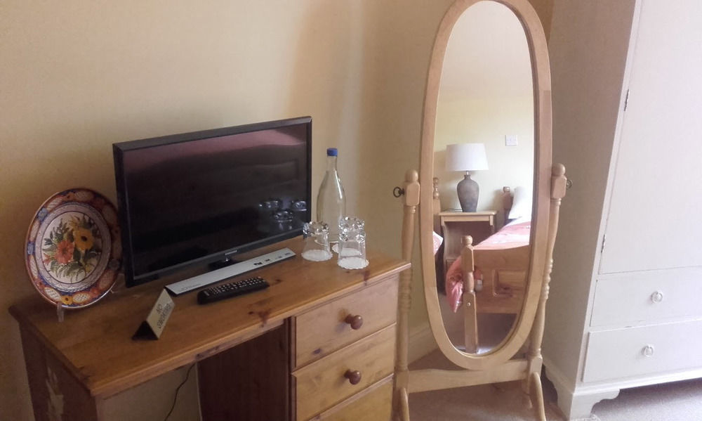 Blossom Hill Bed And Breakfast Killaloe Exterior foto